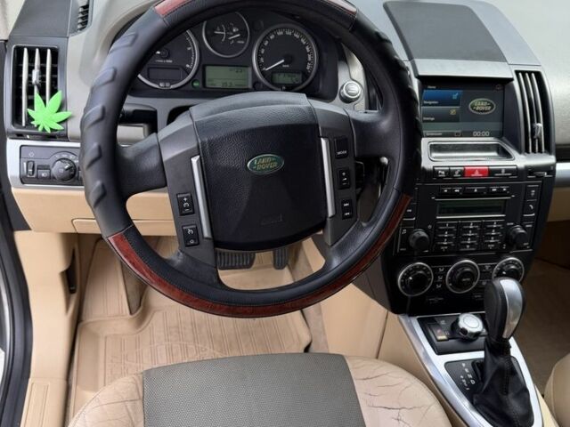 Сірий Ленд Ровер Freelander, об'ємом двигуна 2.2 л та пробігом 370 тис. км за 7250 $, фото 6 на Automoto.ua