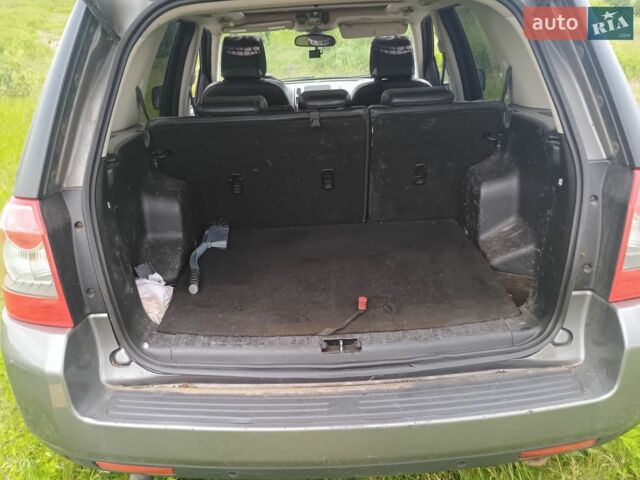 Сірий Ленд Ровер Freelander, об'ємом двигуна 2.18 л та пробігом 290 тис. км за 7500 $, фото 14 на Automoto.ua