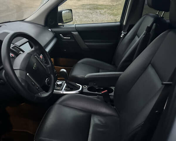 Сірий Ленд Ровер Freelander, об'ємом двигуна 2.2 л та пробігом 290 тис. км за 9800 $, фото 6 на Automoto.ua