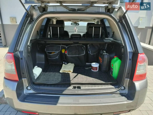 Сірий Ленд Ровер Freelander, об'ємом двигуна 2.18 л та пробігом 340 тис. км за 8500 $, фото 6 на Automoto.ua