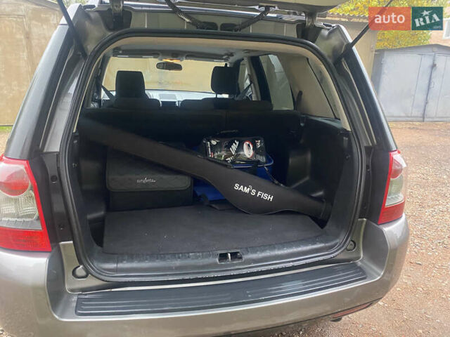 Серый Ленд Ровер Фрилендер, объемом двигателя 2.2 л и пробегом 210 тыс. км за 8000 $, фото 14 на Automoto.ua