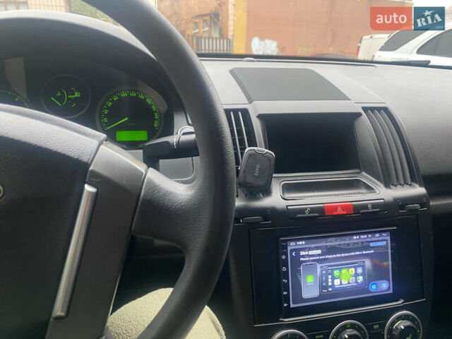 Серый Ленд Ровер Фрилендер, объемом двигателя 2.2 л и пробегом 210 тыс. км за 8000 $, фото 20 на Automoto.ua
