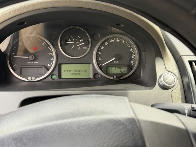 Сірий Ленд Ровер Freelander, об'ємом двигуна 2.2 л та пробігом 370 тис. км за 7250 $, фото 7 на Automoto.ua