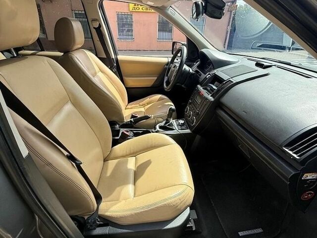 Сірий Ленд Ровер Freelander, об'ємом двигуна 2.2 л та пробігом 324 тис. км за 9890 $, фото 15 на Automoto.ua