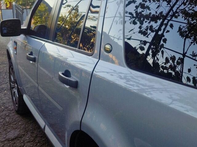 Сірий Ленд Ровер Freelander, об'ємом двигуна 3.19 л та пробігом 309 тис. км за 8200 $, фото 4 на Automoto.ua