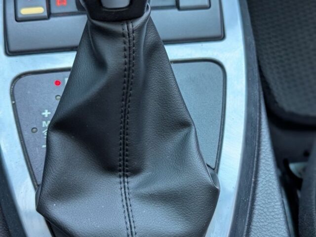 Серый Ленд Ровер Фрилендер, объемом двигателя 2.2 л и пробегом 217 тыс. км за 11000 $, фото 23 на Automoto.ua