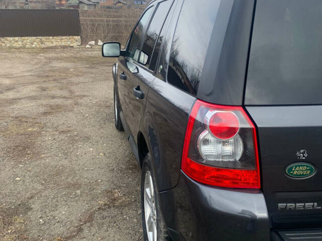 Сірий Ленд Ровер Freelander, об'ємом двигуна 2.2 л та пробігом 215 тис. км за 10800 $, фото 9 на Automoto.ua