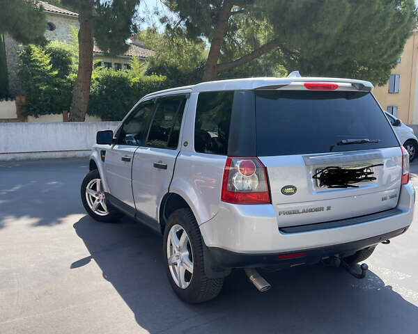 Сірий Ленд Ровер Freelander, об'ємом двигуна 2.2 л та пробігом 230 тис. км за 10500 $, фото 2 на Automoto.ua
