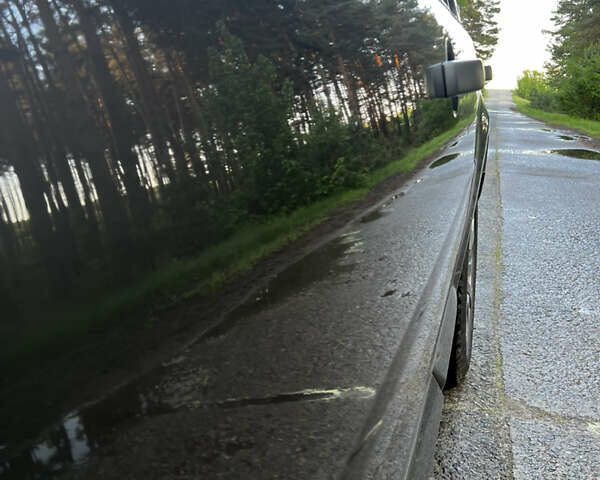 Серый Ленд Ровер Фрилендер, объемом двигателя 2.2 л и пробегом 650 тыс. км за 11700 $, фото 21 на Automoto.ua
