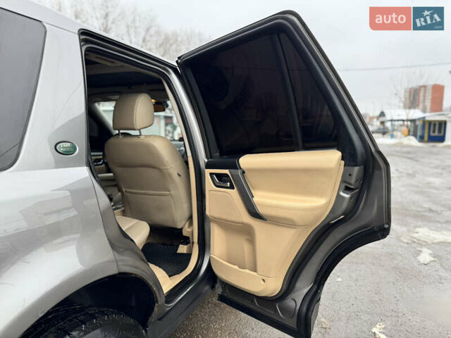 Серый Ленд Ровер Фрилендер, объемом двигателя 3.19 л и пробегом 292 тыс. км за 7700 $, фото 28 на Automoto.ua