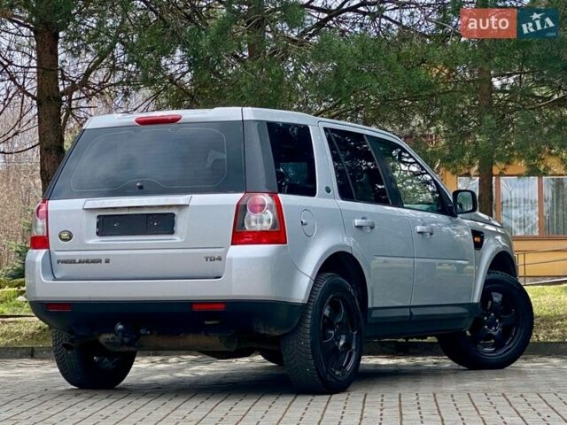 Серый Ленд Ровер Фрилендер, объемом двигателя 2.2 л и пробегом 282 тыс. км за 8350 $, фото 24 на Automoto.ua