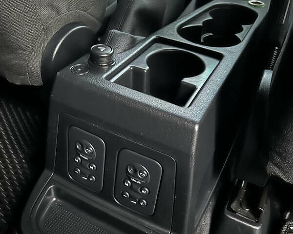 Сірий Ленд Ровер Freelander, об'ємом двигуна 2.2 л та пробігом 255 тис. км за 9900 $, фото 26 на Automoto.ua