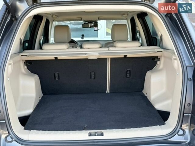Сірий Ленд Ровер Freelander, об'ємом двигуна 2.18 л та пробігом 295 тис. км за 10300 $, фото 16 на Automoto.ua