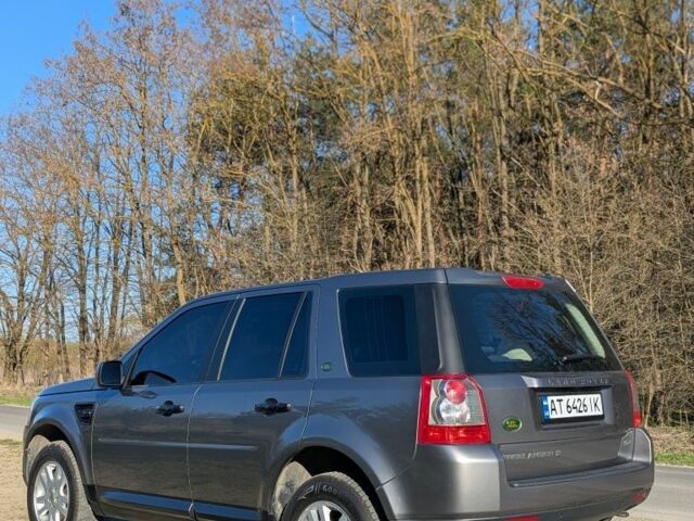 Серый Ленд Ровер Фрилендер, объемом двигателя 2.2 л и пробегом 217 тыс. км за 11000 $, фото 4 на Automoto.ua