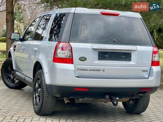 Серый Ленд Ровер Фрилендер, объемом двигателя 2.2 л и пробегом 282 тыс. км за 8350 $, фото 29 на Automoto.ua