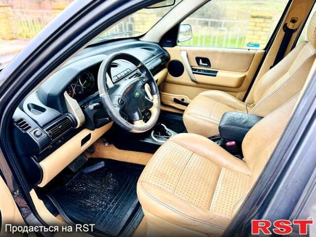 Сірий Ленд Ровер Freelander, об'ємом двигуна 2 л та пробігом 170 тис. км за 3150 $, фото 9 на Automoto.ua