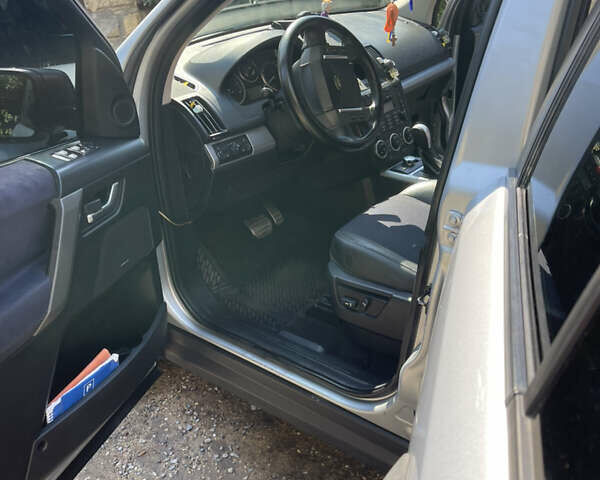 Сірий Ленд Ровер Freelander, об'ємом двигуна 2.2 л та пробігом 230 тис. км за 10500 $, фото 13 на Automoto.ua