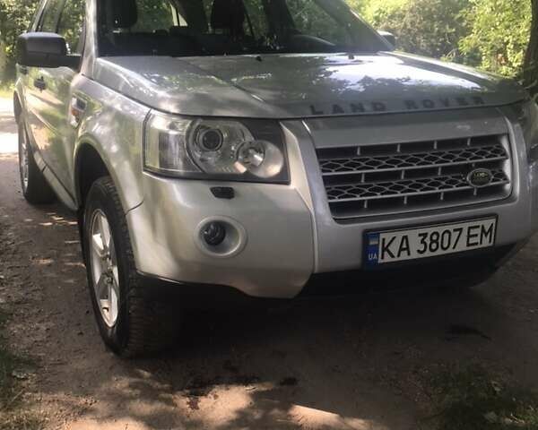 Серый Ленд Ровер Фрилендер, объемом двигателя 2.2 л и пробегом 249 тыс. км за 9500 $, фото 1 на Automoto.ua