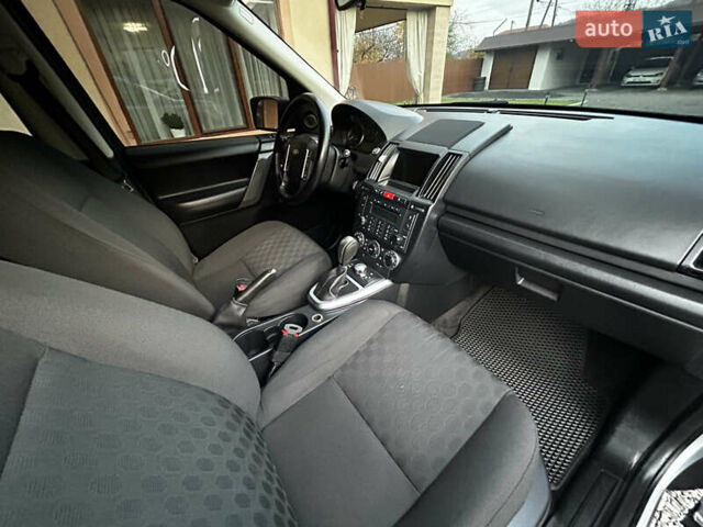 Сірий Ленд Ровер Freelander, об'ємом двигуна 2.2 л та пробігом 255 тис. км за 9900 $, фото 23 на Automoto.ua