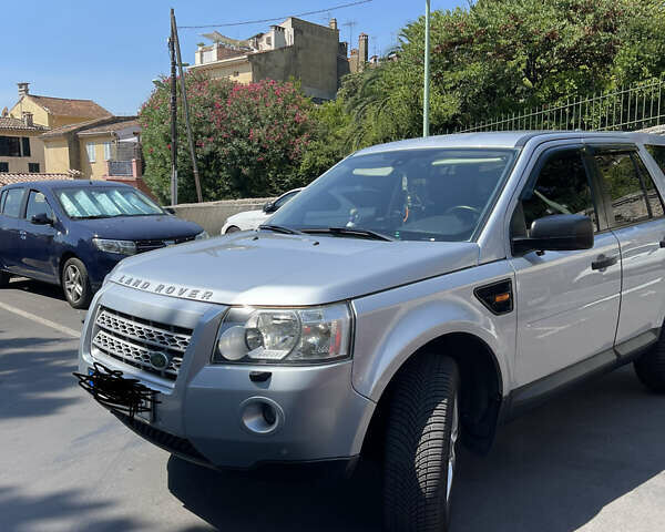 Сірий Ленд Ровер Freelander, об'ємом двигуна 2.2 л та пробігом 230 тис. км за 10500 $, фото 6 на Automoto.ua