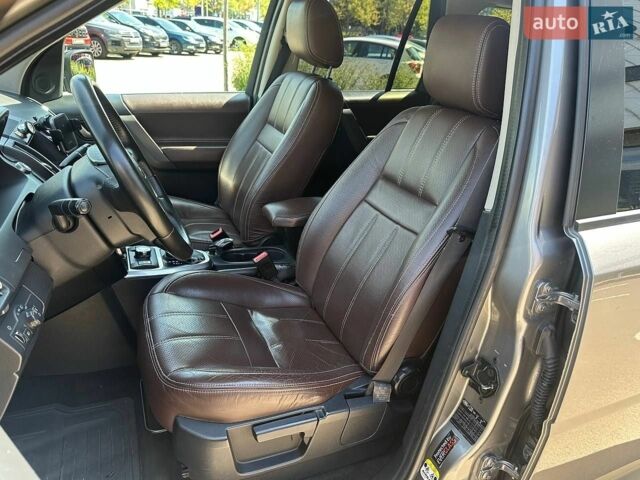 Сірий Ленд Ровер Freelander, об'ємом двигуна 2.2 л та пробігом 378 тис. км за 10490 $, фото 8 на Automoto.ua