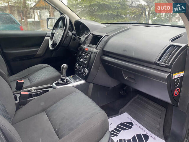 Серый Ленд Ровер Фрилендер, объемом двигателя 2.2 л и пробегом 278 тыс. км за 8650 $, фото 32 на Automoto.ua