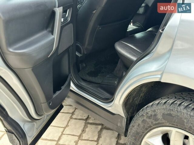 Серый Ленд Ровер Фрилендер, объемом двигателя 3.19 л и пробегом 274 тыс. км за 7999 $, фото 30 на Automoto.ua