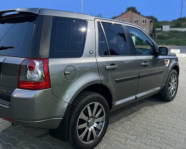 Сірий Ленд Ровер Freelander, об'ємом двигуна 2.2 л та пробігом 236 тис. км за 13500 $, фото 8 на Automoto.ua