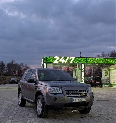 Серый Ленд Ровер Фрилендер, объемом двигателя 2.18 л и пробегом 215 тыс. км за 12000 $, фото 1 на Automoto.ua