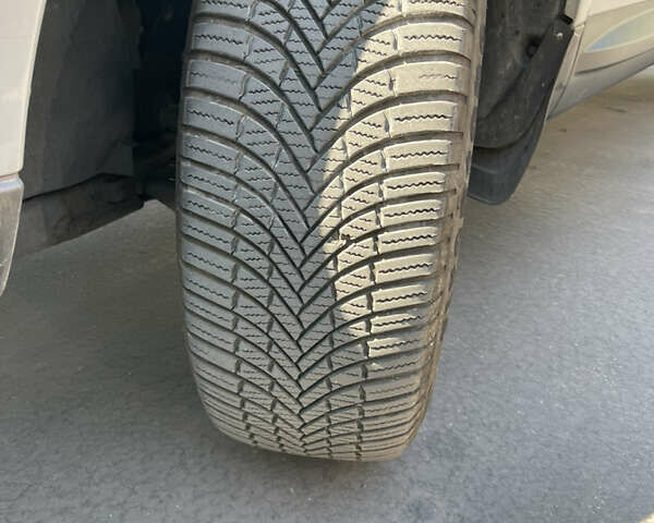 Сірий Ленд Ровер Freelander, об'ємом двигуна 2.2 л та пробігом 230 тис. км за 10500 $, фото 5 на Automoto.ua