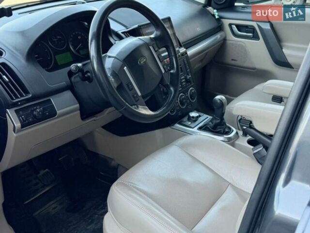 Сірий Ленд Ровер Freelander, об'ємом двигуна 2.18 л та пробігом 295 тис. км за 10300 $, фото 8 на Automoto.ua
