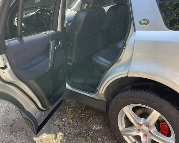Сірий Ленд Ровер Freelander, об'ємом двигуна 2.2 л та пробігом 230 тис. км за 10500 $, фото 15 на Automoto.ua