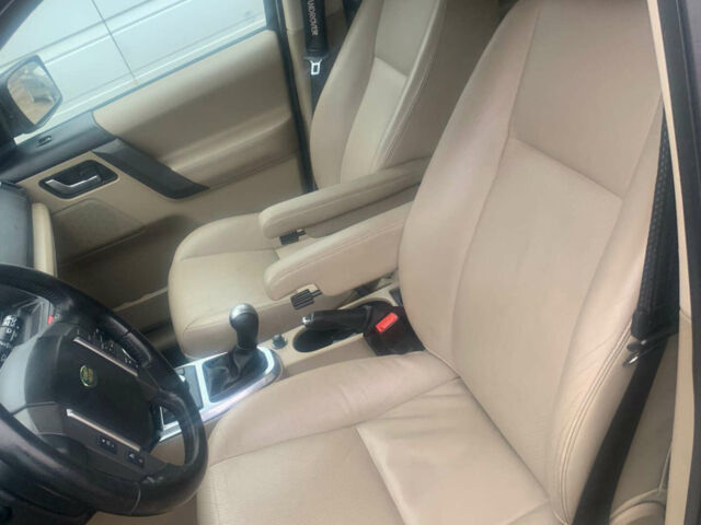 Сірий Ленд Ровер Freelander, об'ємом двигуна 2.2 л та пробігом 215 тис. км за 10800 $, фото 36 на Automoto.ua