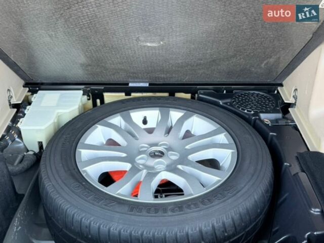 Сірий Ленд Ровер Freelander, об'ємом двигуна 2.18 л та пробігом 295 тис. км за 10300 $, фото 17 на Automoto.ua