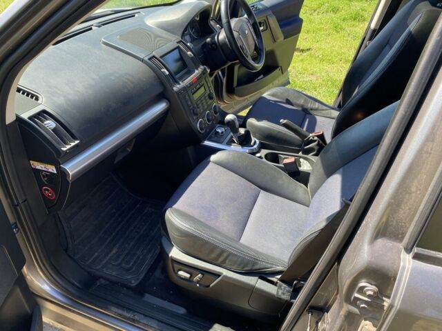 Сірий Ленд Ровер Freelander, об'ємом двигуна 2.2 л та пробігом 221 тис. км за 3650 $, фото 12 на Automoto.ua