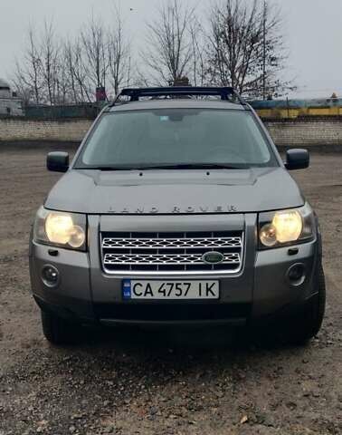 Серый Ленд Ровер Фрилендер, объемом двигателя 2.18 л и пробегом 256 тыс. км за 12100 $, фото 1 на Automoto.ua