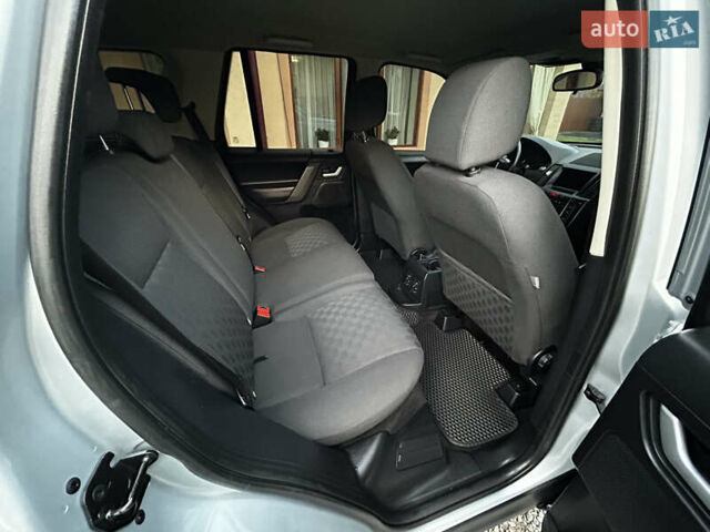 Сірий Ленд Ровер Freelander, об'ємом двигуна 2.2 л та пробігом 255 тис. км за 9900 $, фото 20 на Automoto.ua