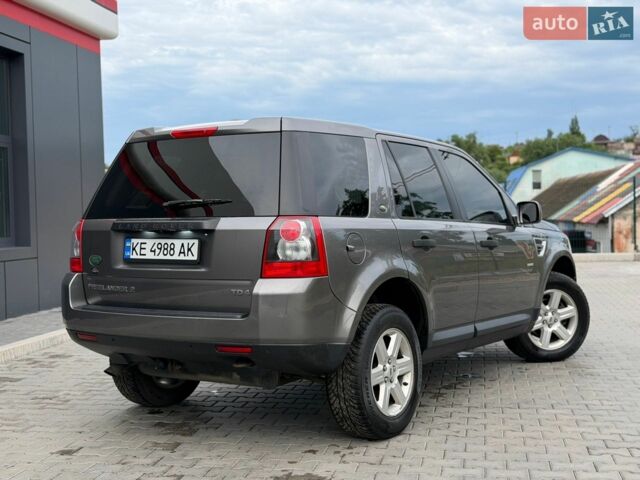 Сірий Ленд Ровер Freelander, об'ємом двигуна 2.18 л та пробігом 303 тис. км за 11200 $, фото 6 на Automoto.ua