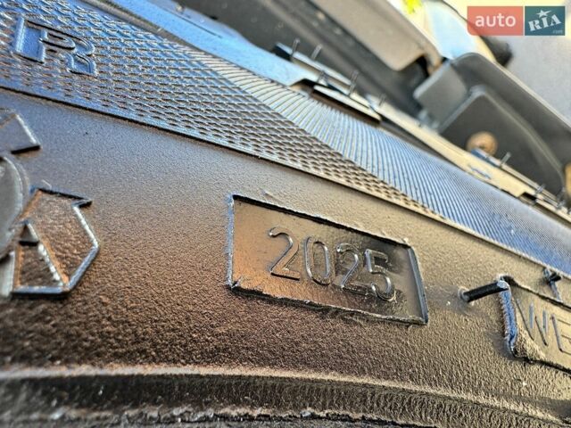 Сірий Ленд Ровер Freelander, об'ємом двигуна 2.2 л та пробігом 390 тис. км за 9990 $, фото 5 на Automoto.ua