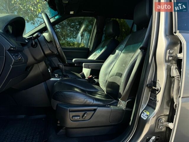 Сірий Ленд Ровер Freelander, об'ємом двигуна 2.2 л та пробігом 390 тис. км за 9990 $, фото 16 на Automoto.ua