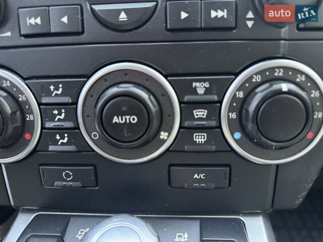 Серый Ленд Ровер Фрилендер, объемом двигателя 2.2 л и пробегом 229 тыс. км за 9450 $, фото 28 на Automoto.ua