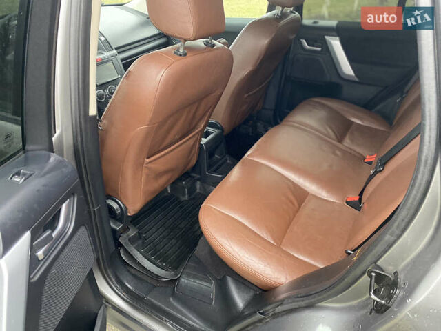 Сірий Ленд Ровер Freelander, об'ємом двигуна 2.18 л та пробігом 241 тис. км за 10300 $, фото 11 на Automoto.ua