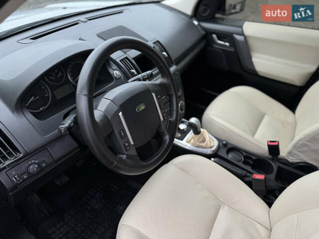 Серый Ленд Ровер Фрилендер, объемом двигателя 2.2 л и пробегом 229 тыс. км за 9950 $, фото 19 на Automoto.ua