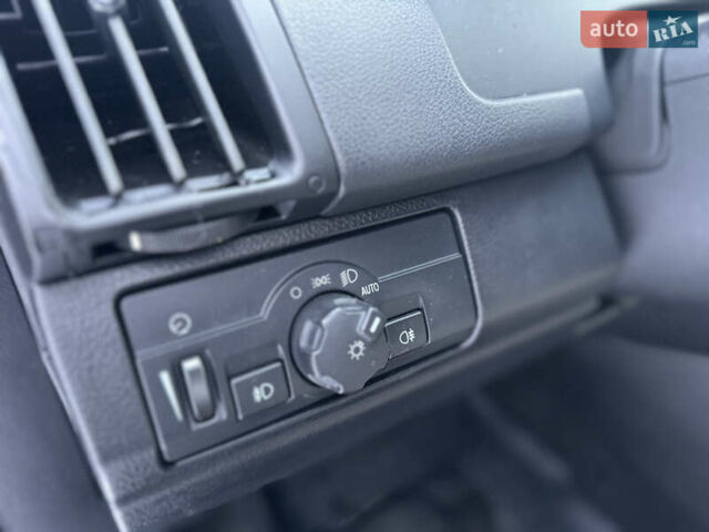 Серый Ленд Ровер Фрилендер, объемом двигателя 2.2 л и пробегом 229 тыс. км за 9450 $, фото 14 на Automoto.ua