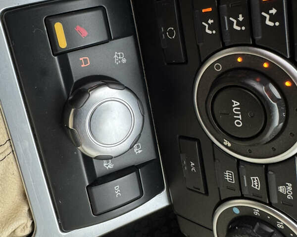 Серый Ленд Ровер Фрилендер, объемом двигателя 2.2 л и пробегом 229 тыс. км за 9950 $, фото 33 на Automoto.ua