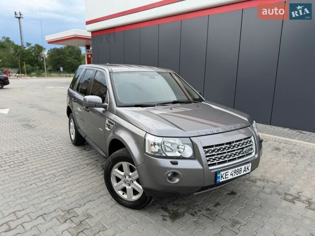 Сірий Ленд Ровер Freelander, об'ємом двигуна 2.18 л та пробігом 303 тис. км за 11200 $, фото 2 на Automoto.ua