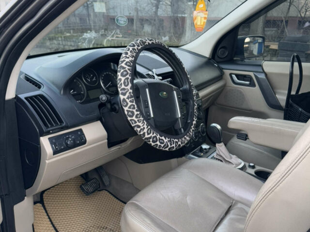 Сірий Ленд Ровер Freelander, об'ємом двигуна 2.18 л та пробігом 272 тис. км за 11000 $, фото 9 на Automoto.ua