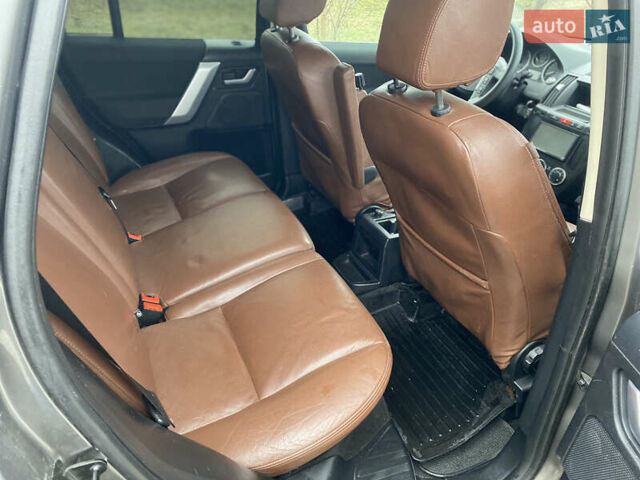 Сірий Ленд Ровер Freelander, об'ємом двигуна 2.18 л та пробігом 241 тис. км за 10300 $, фото 12 на Automoto.ua