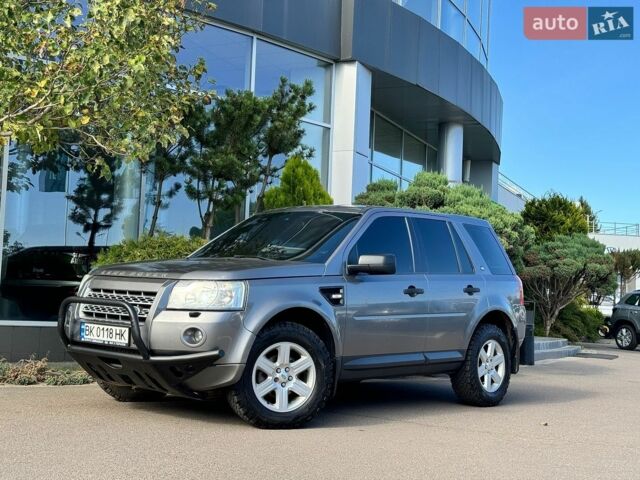 Сірий Ленд Ровер Freelander, об'ємом двигуна 2.2 л та пробігом 390 тис. км за 9990 $, фото 1 на Automoto.ua