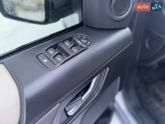 Серый Ленд Ровер Фрилендер, объемом двигателя 2.2 л и пробегом 229 тыс. км за 9450 $, фото 13 на Automoto.ua